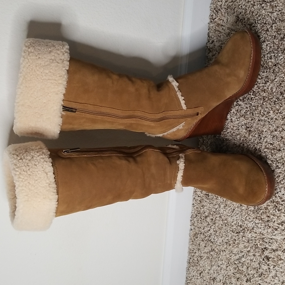 Women's Tan Shearling Wedge Boots